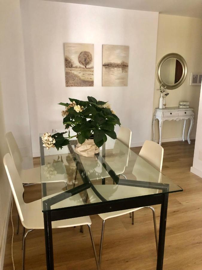 Habitacion Con Smart Tv En Piso Compartido Con Bano Privado O Compartido Malaga Sol Luaran gambar